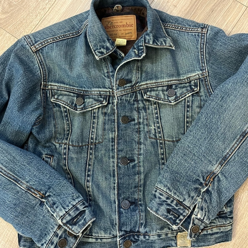 Abercrombie and Fitch Vintage Jean Jacket Youth Large